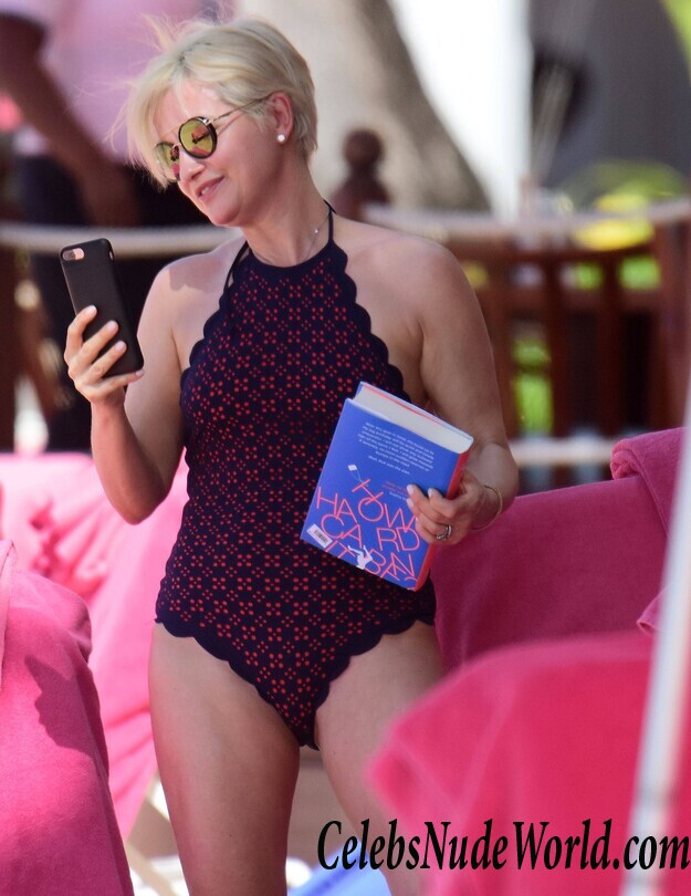 Emma Forbes Sexy 85972