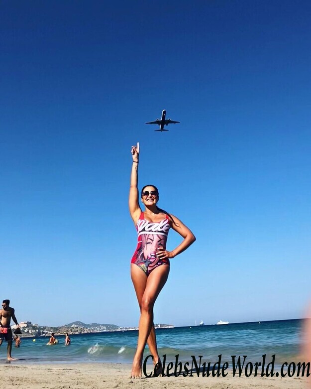 Irina Iris Hot 86338