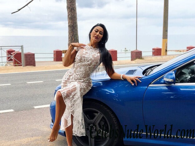 Irina Iris Hot 86373