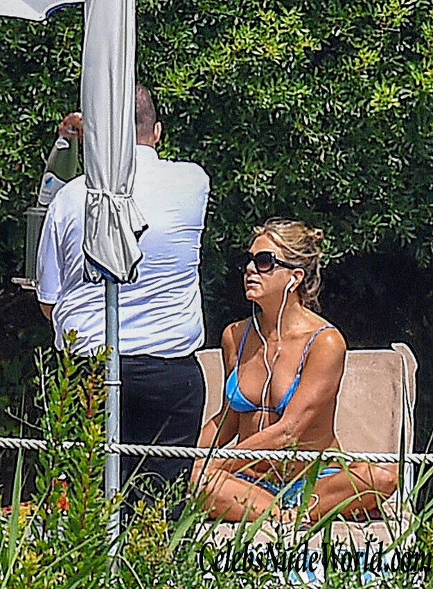 Jennifer Aniston Bikini 86687