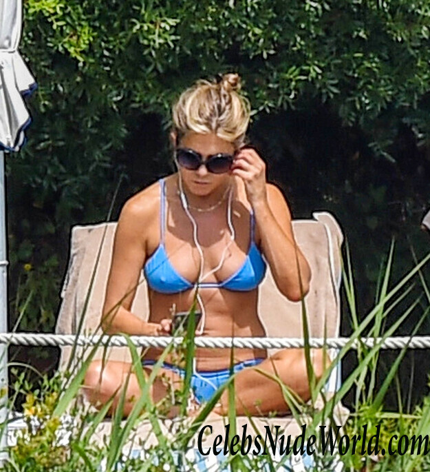 Jennifer Aniston Bikini 86694