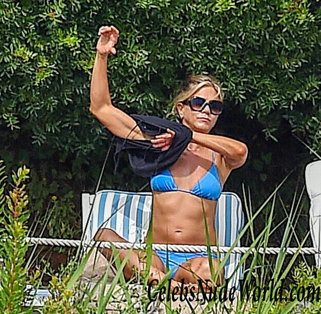 Jennifer Aniston Bikini 86722