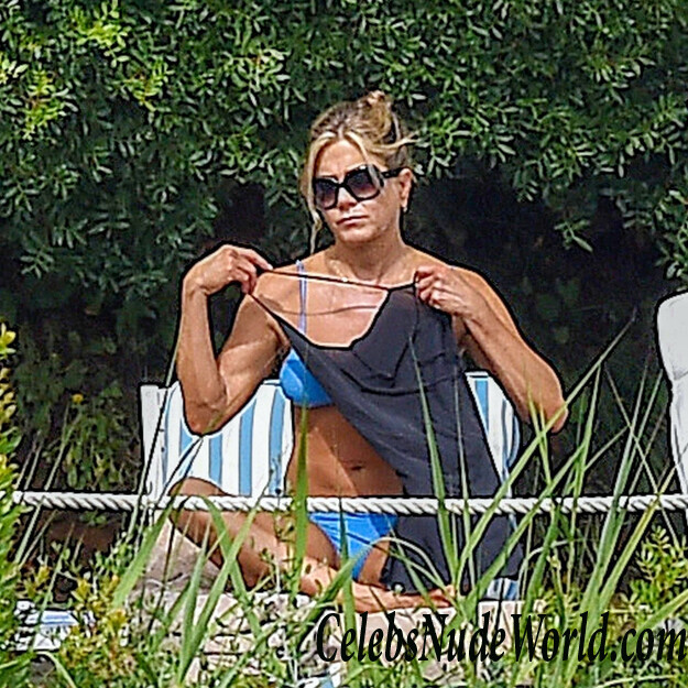 Jennifer Aniston Bikini 86736