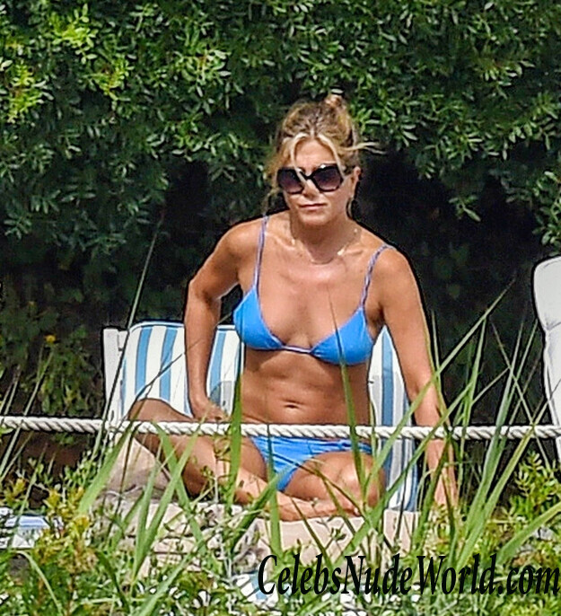 Jennifer Aniston Bikini 86737
