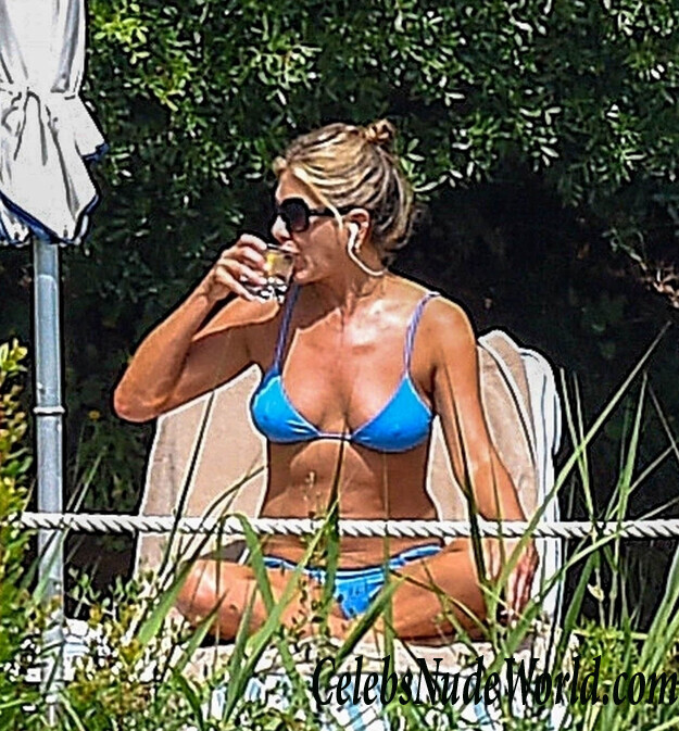 Jennifer Aniston Bikini 86761