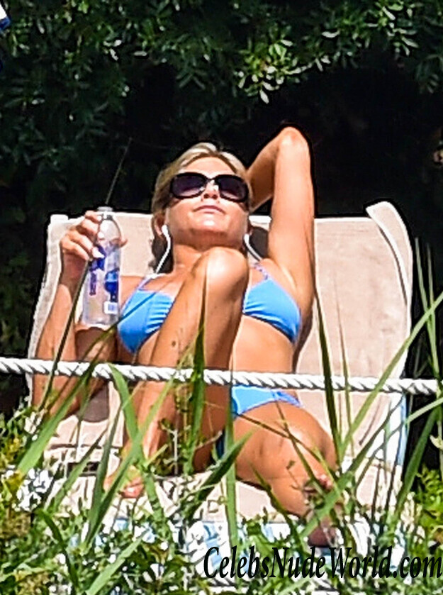 Jennifer Aniston Bikini 86769