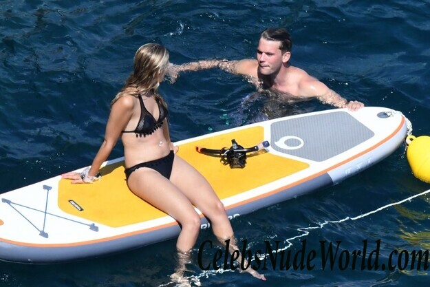 Jodie Spencer Bikini 86950