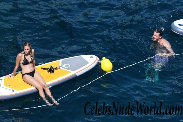 Jodie Spencer Bikini 86951