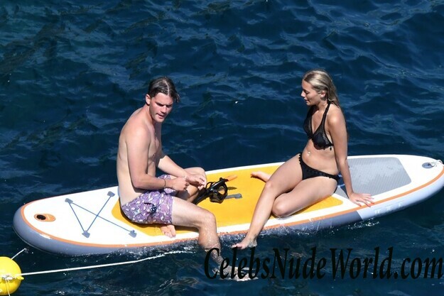 Jodie Spencer Bikini 86954