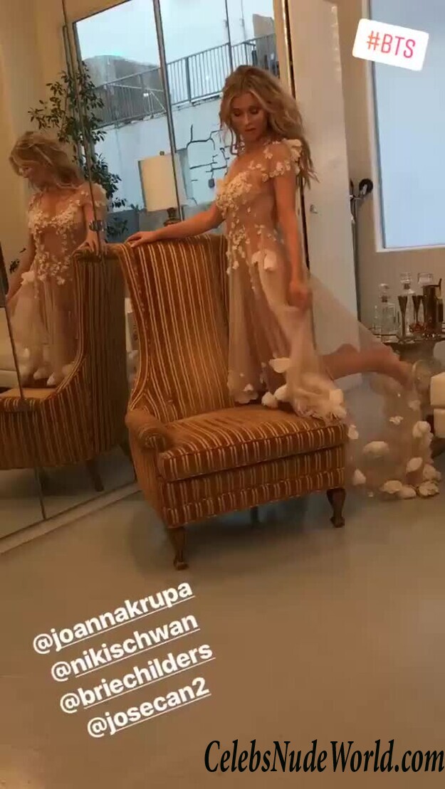 Joanna Krupa Nude 87371