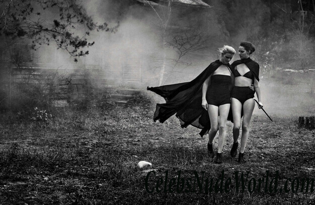 Sexy Photos of Lara Stone and Freja Beha Erichsen 87442