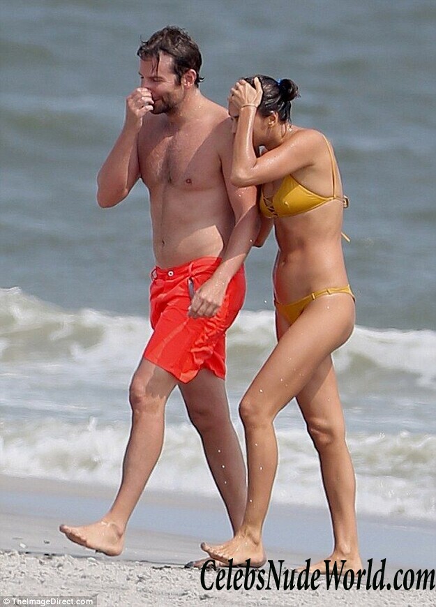 Irina Shayk Bikini Photos 87884