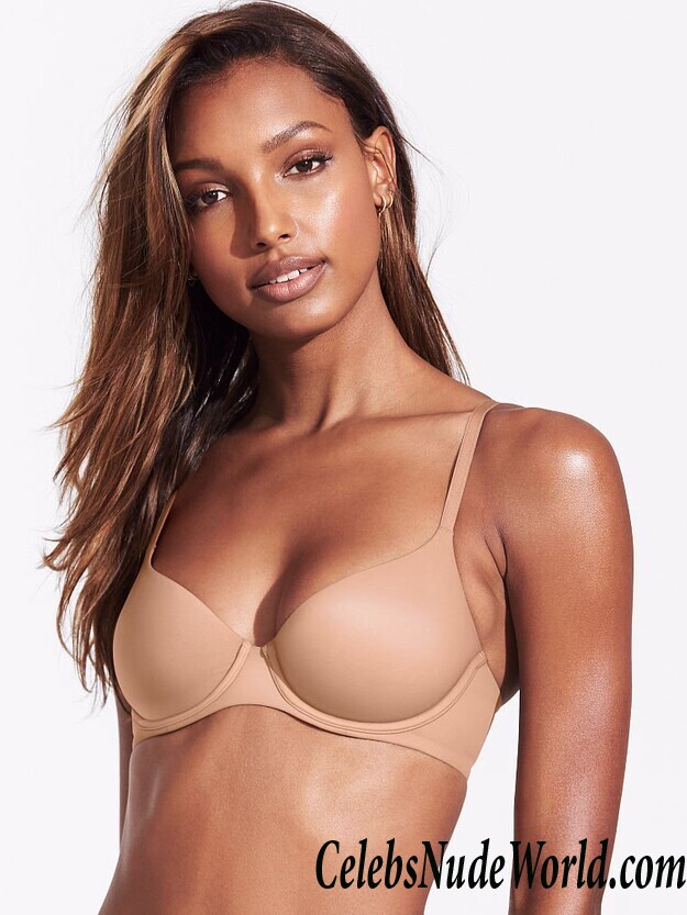 Jasmine Tookes Topless 87946