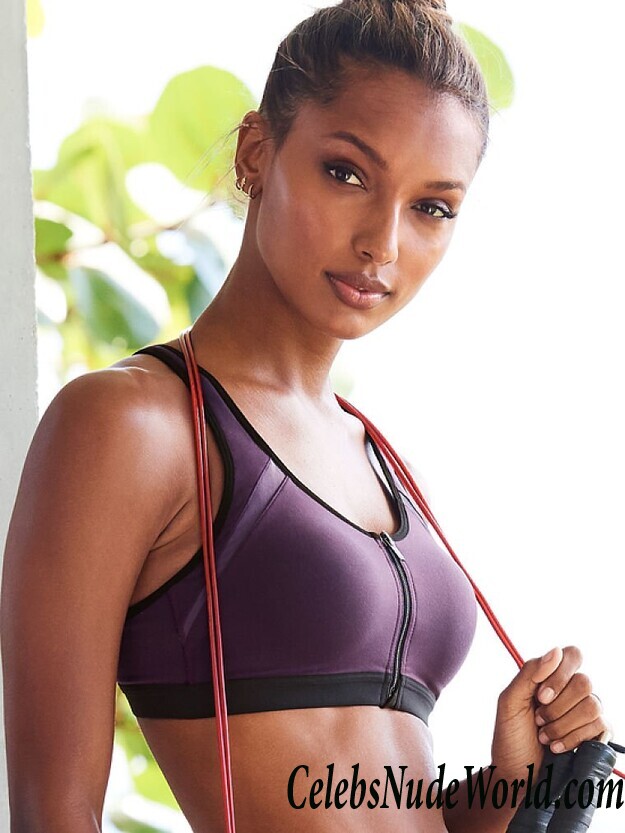 Jasmine Tookes Topless 87966