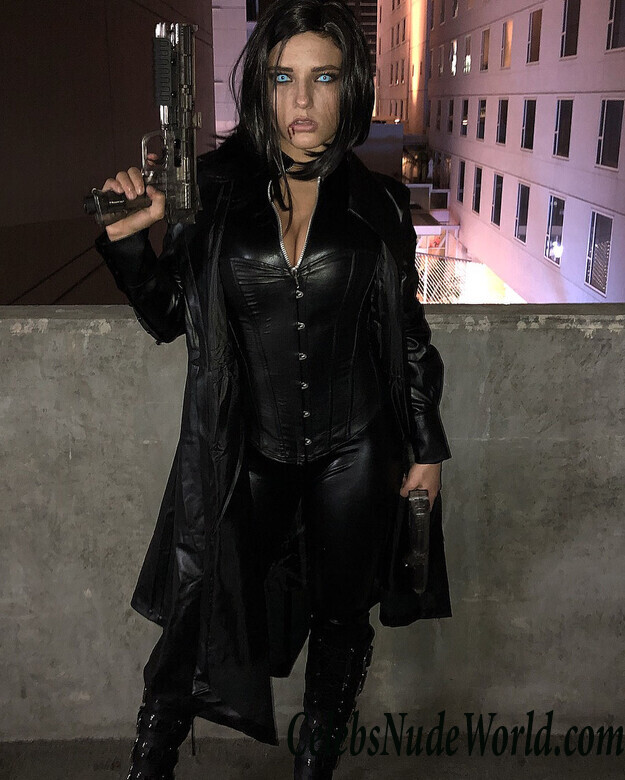 Jade Chynoweth Erotic 88352