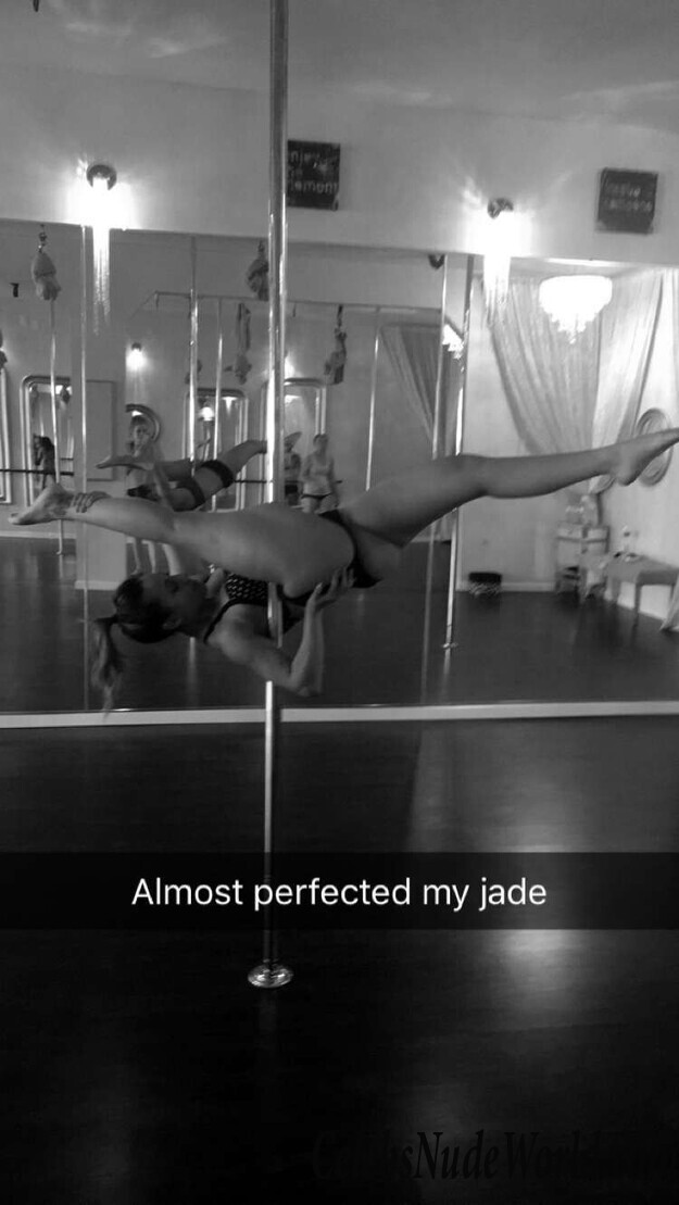 Francia Raisa Ass Photo 89112