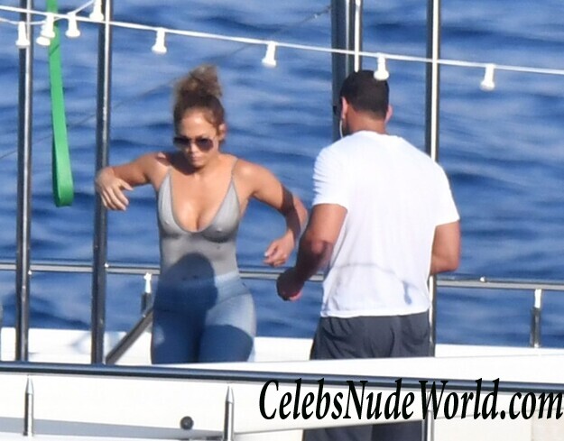 Jennifer Lopez Hot 89277