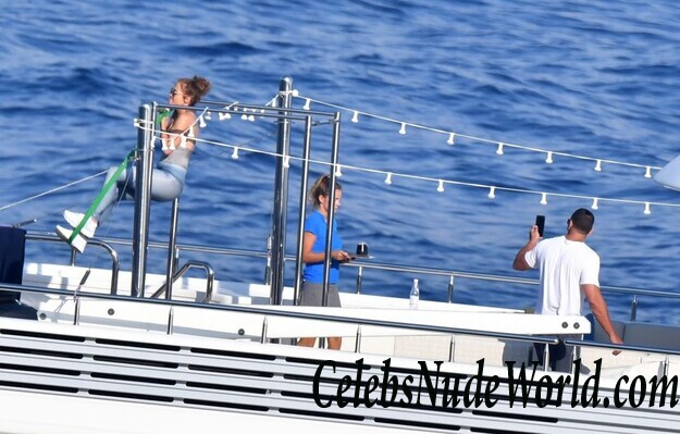 Jennifer Lopez Hot 89279