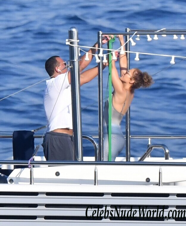 Jennifer Lopez Hot 89285