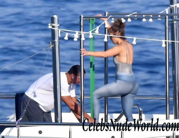 Jennifer Lopez Hot 89288