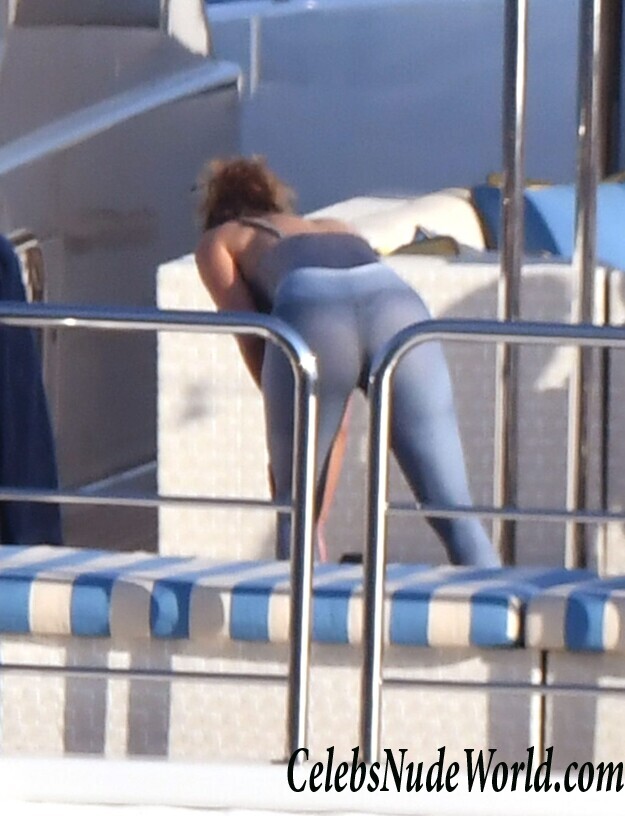 Jennifer Lopez Hot 89297