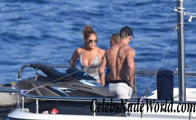 Jennifer Lopez Hot 89308