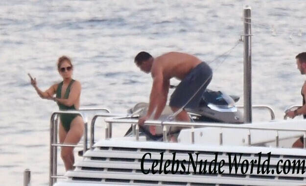 Jennifer Lopez Hot 89317