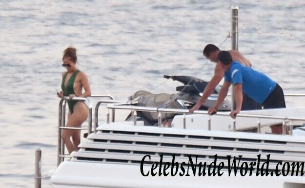 Jennifer Lopez Hot 89319