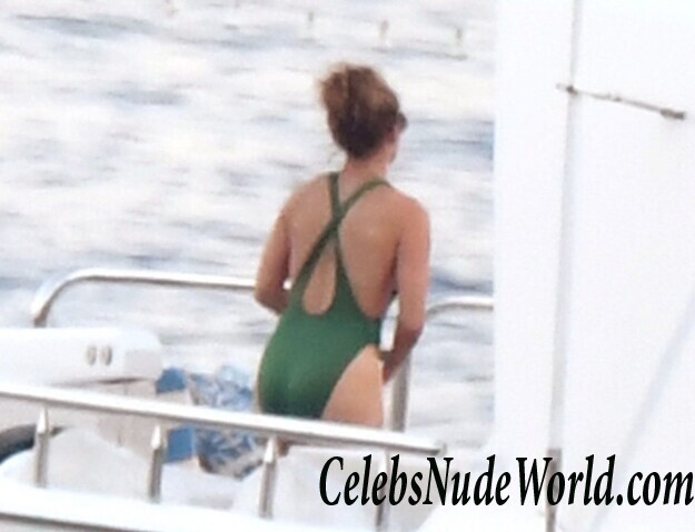 Jennifer Lopez Hot 89329