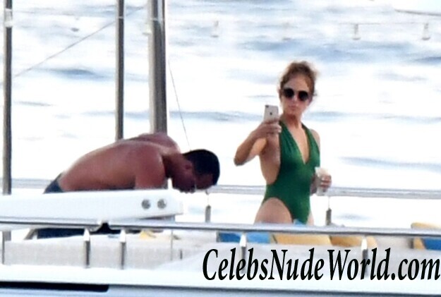 Jennifer Lopez Hot 89332
