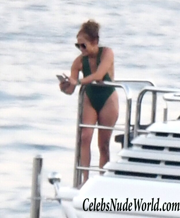 Jennifer Lopez Hot 89337