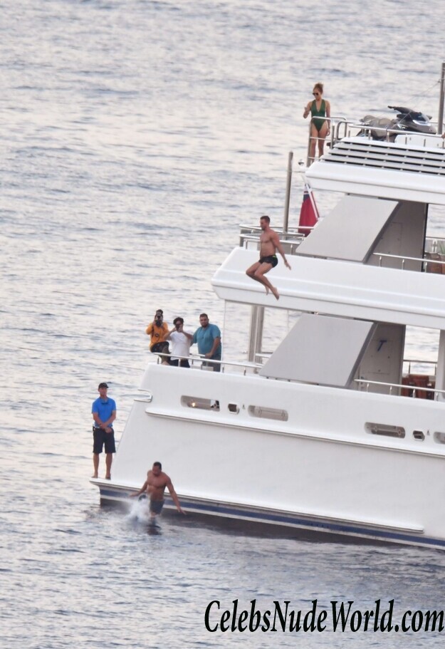 Jennifer Lopez Hot 89339