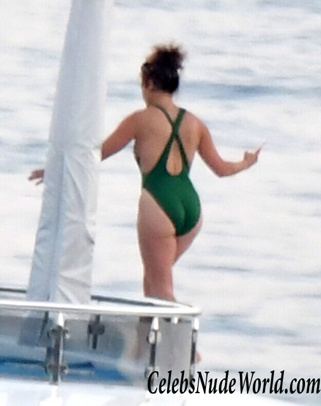 Jennifer Lopez Hot 89347