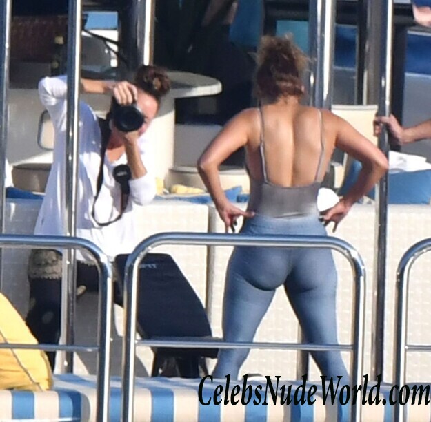 Jennifer Lopez Hot 89357