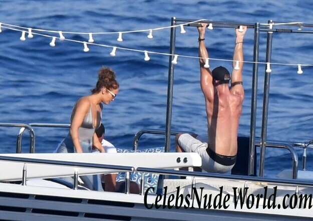 Jennifer Lopez Hot 89374