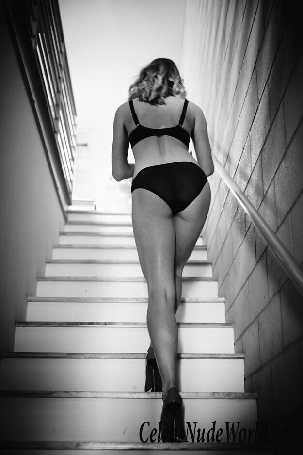 Genevieve Morton Nude Photos 89385