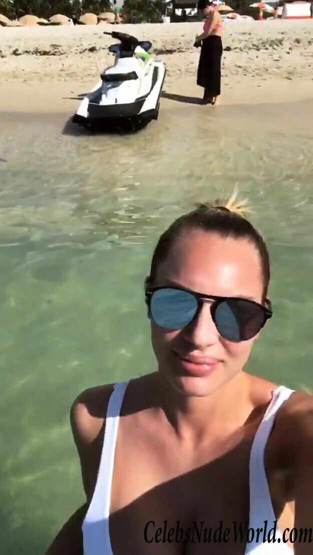 Francesca Brambilla Bikini 89524