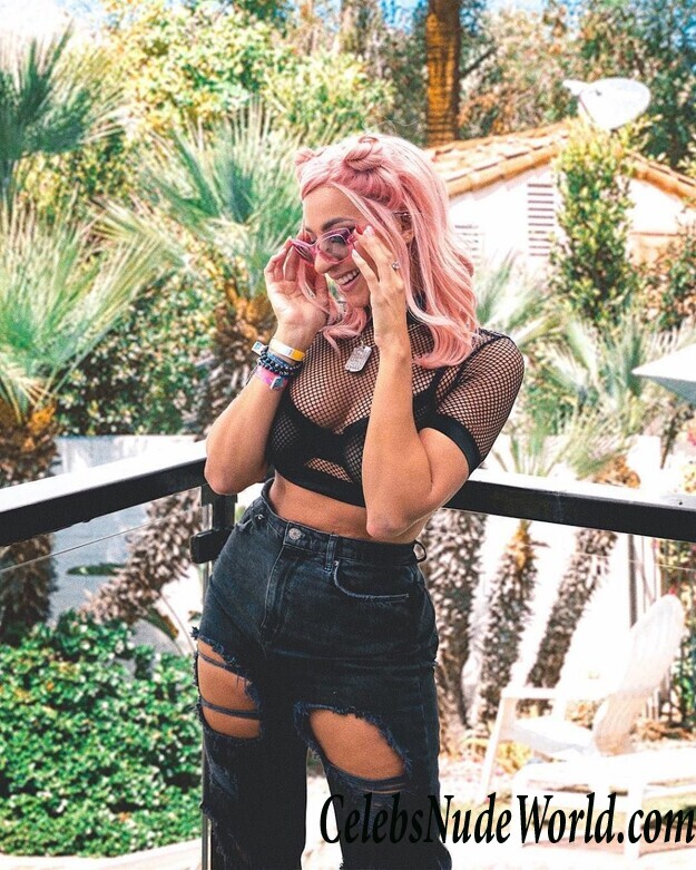 Gabbie Hanna Erotic 89730