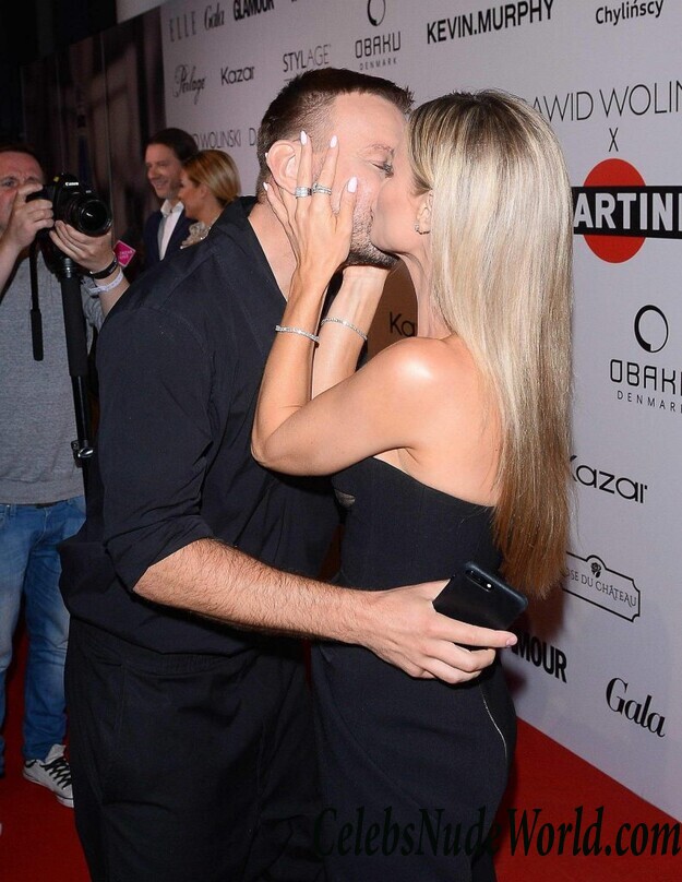 Joanna Krupa's Underboob Game Is Strong 90082