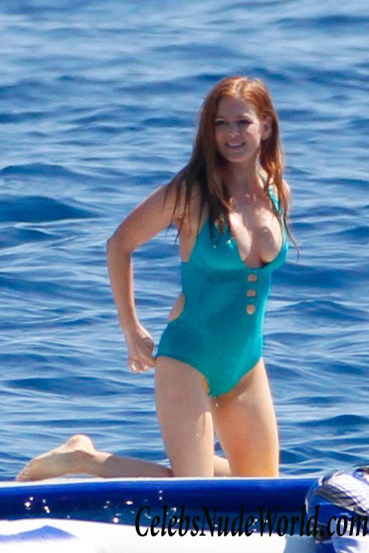 Isla Fisher's Swimsuit photos 91058
