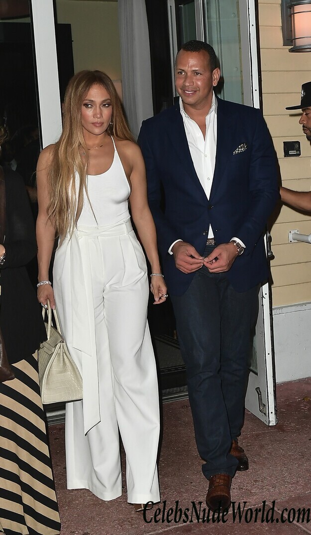 Jennifer Lopez Sexy 91575