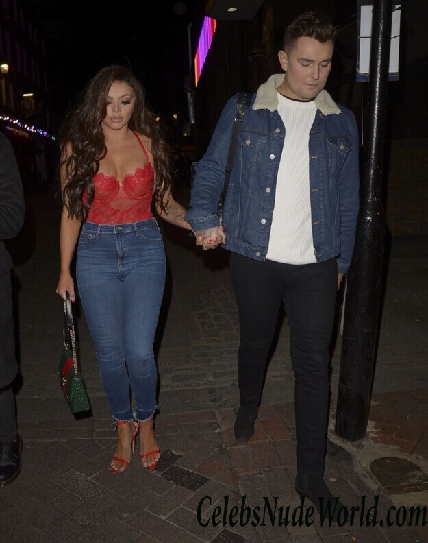 Jesy Nelson Cleavage 92197