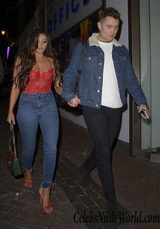 Jesy Nelson Cleavage 92207