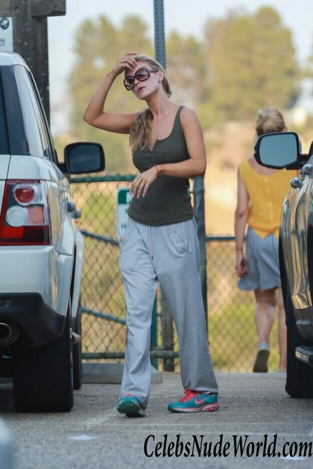 Joanna Krupa Sexy 92290