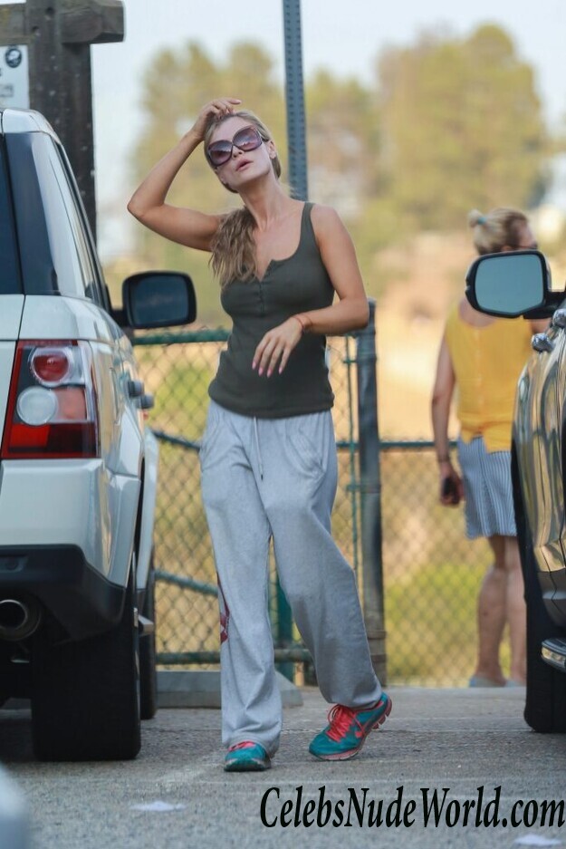 Joanna Krupa Sexy 92294