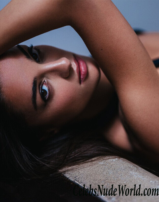 Gabrielle Caunesil Naked 92327