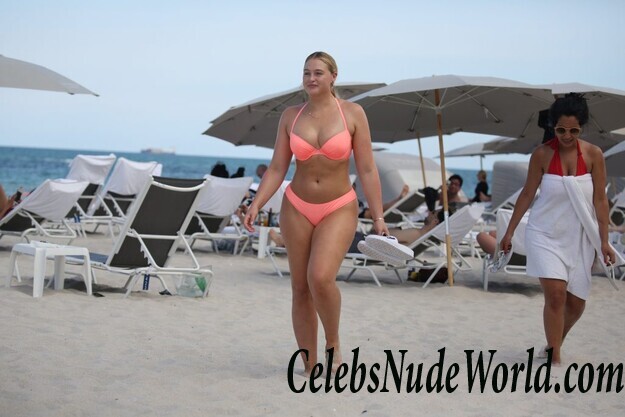 Iskra Lawrence Sexy 92781