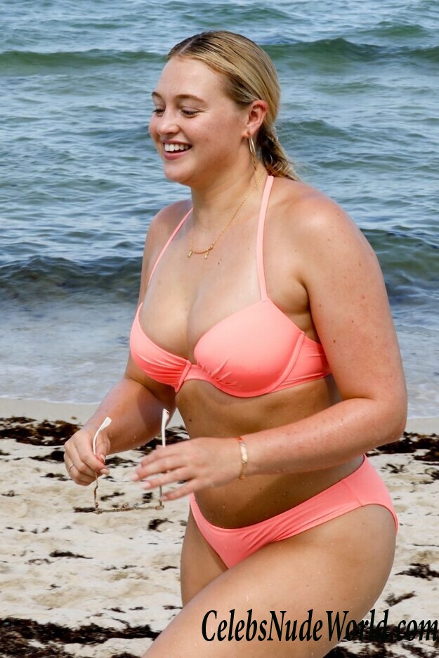 Iskra Lawrence Sexy 92830