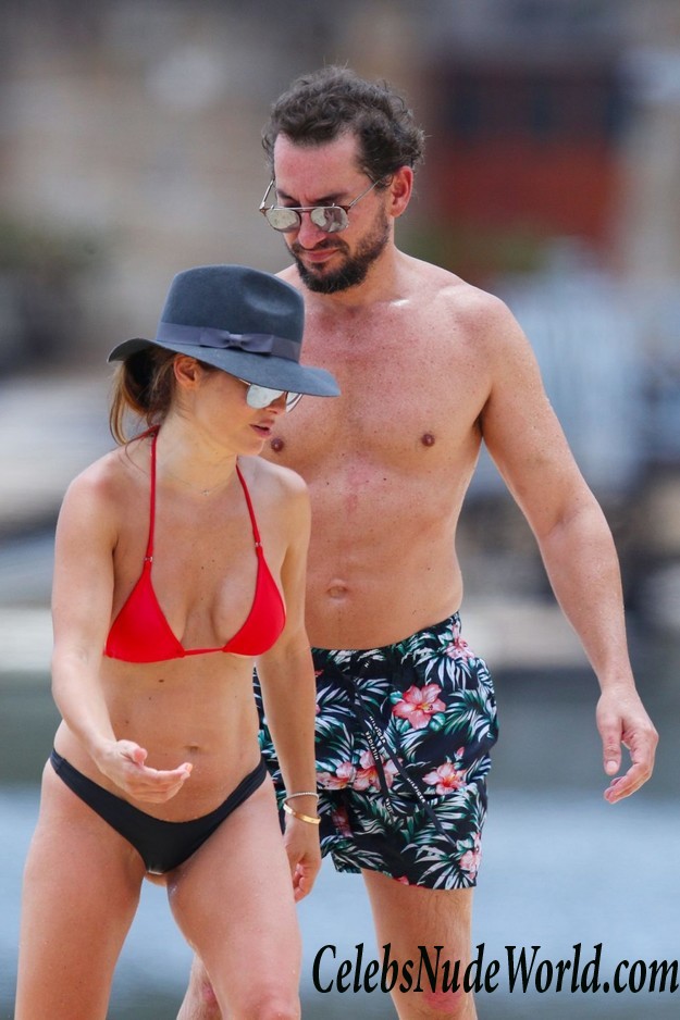 Ada Nicodemou Bikini  9293