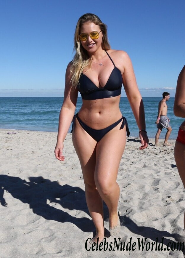 Iskra Lawrence Sexy 92968